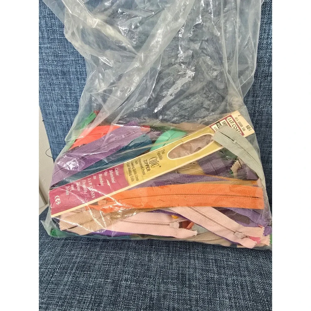 Vintage Zipper‎ Lot Mixed Colors Sizes Bulk Sewing Notions Chic J&P Coats Craft